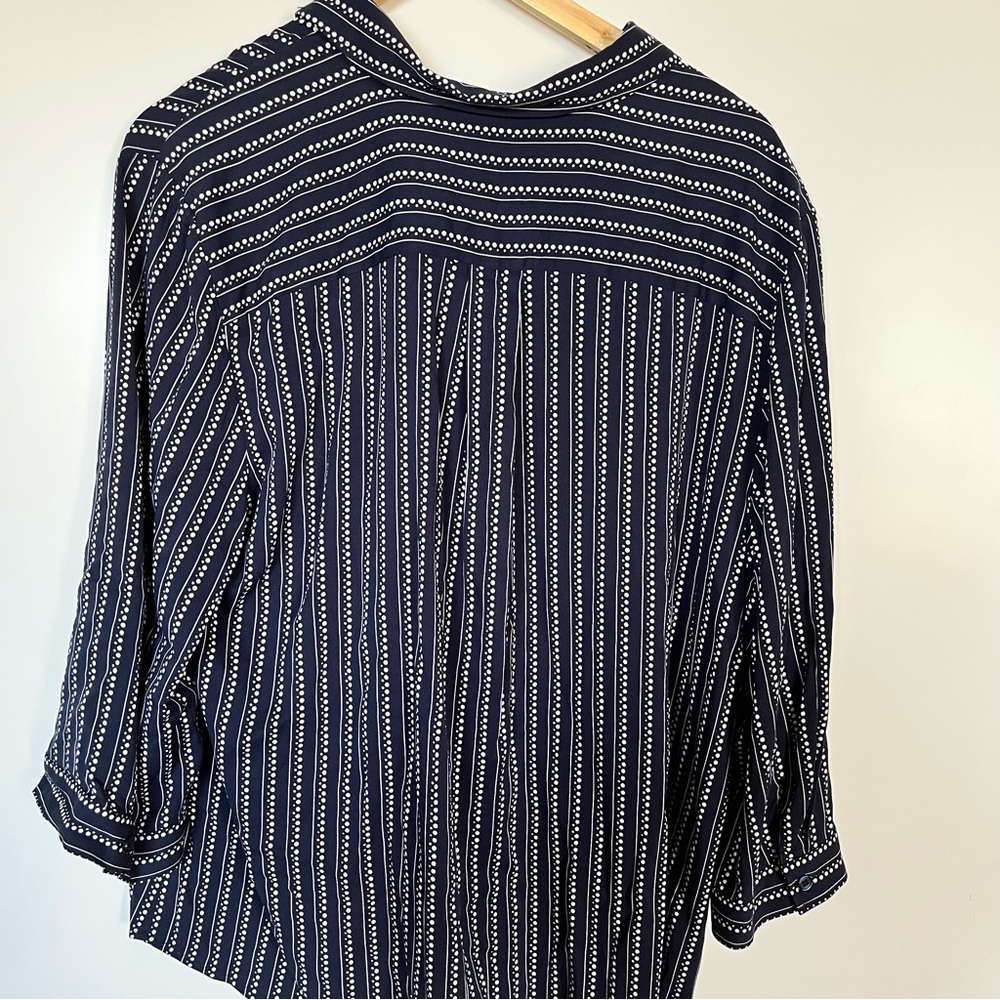 Chico’s Navy Blue & White Dot-Stripe Lace-Up Blouse Size 3 (XL) NWT - Picture 6 of 9